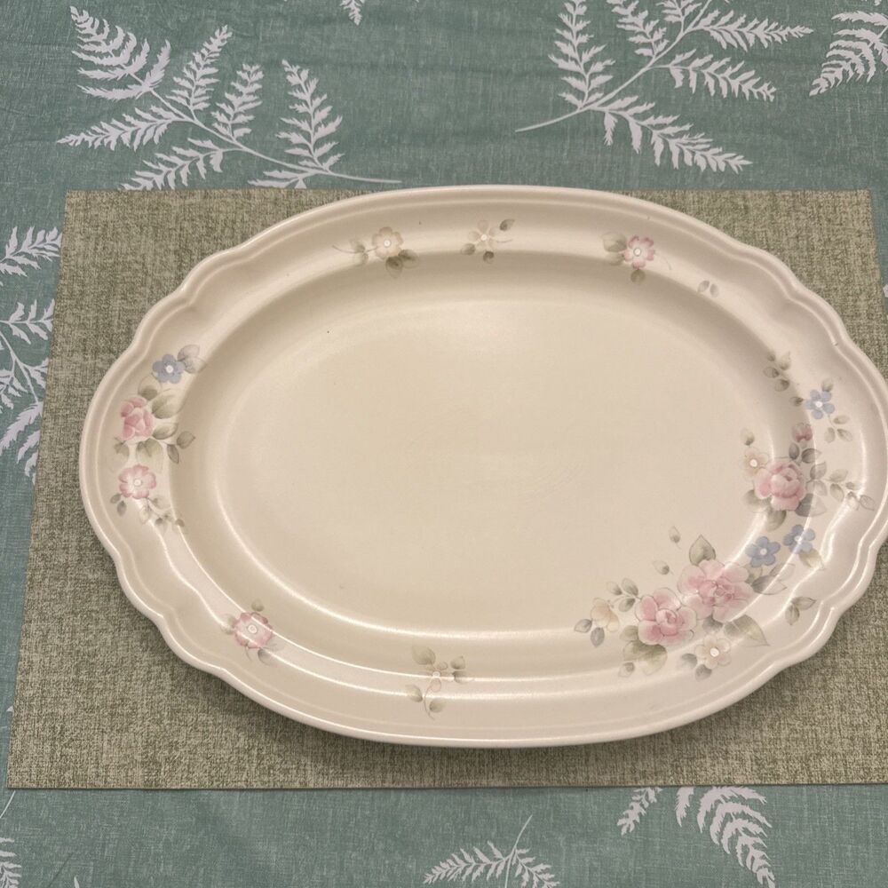 Vintage Pfaltzgraff Tea Rose Large 14.5” by 10” Scalloped Oval Serving Platter